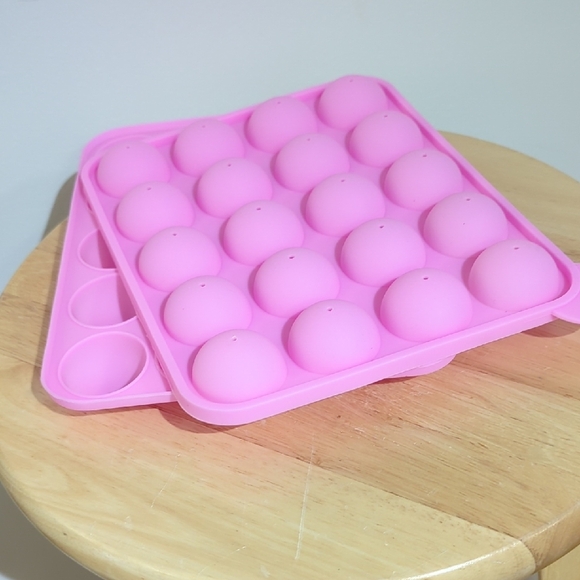 Pink Silicone Baking Mold Set - Picture 2 of 2